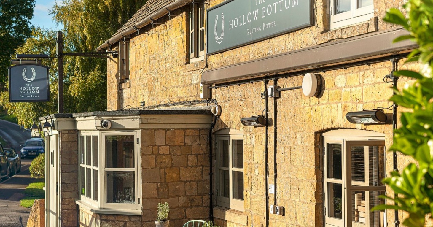 Top class Cotswolds chefs take over The Hollow Bottom pub