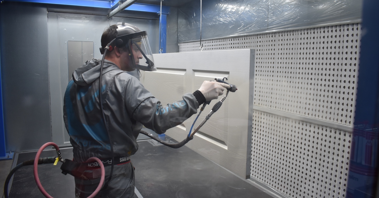 Elmbridge UK opens its doors for live demos of the latest wood coating and spray technology