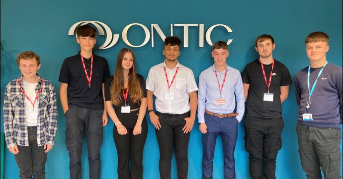 Gloucestershire aerospace firm announces 10 new apprentices and more jobs