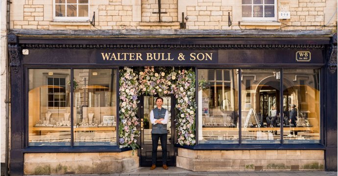 Cotswolds jeweller unveils sparkling new website showcasing dazzling array of jewellery