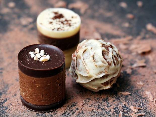 Enjoy a sweet treat or two at Harts Barn Cookery School.