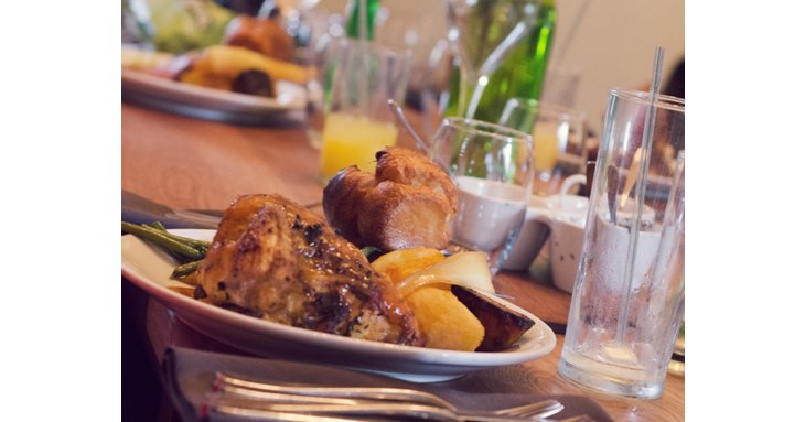 The SoGlos team headed to The Royal Oak in search of the perfect Sunday roast.