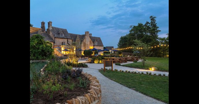 Cotswolds pubs win a Publican Award for best accomodation
