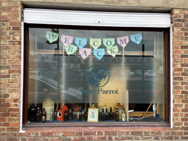 Cheltenham micropub Angry Parrot finally reopens