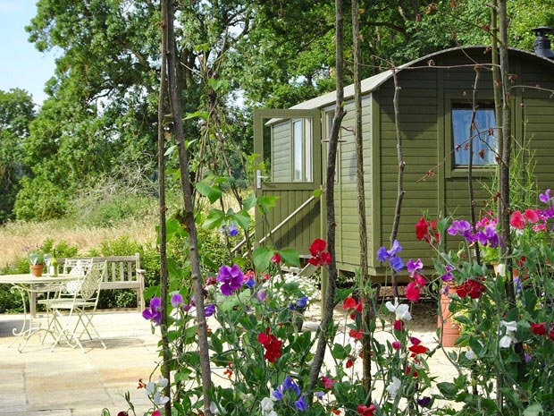 Batsford Arboretum launches overnight stays with stunning views