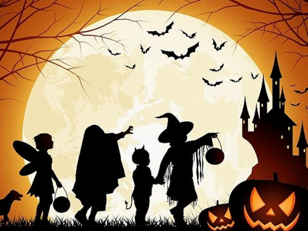 Dress to scare at Stonehouse Court's Halloween Ball.
