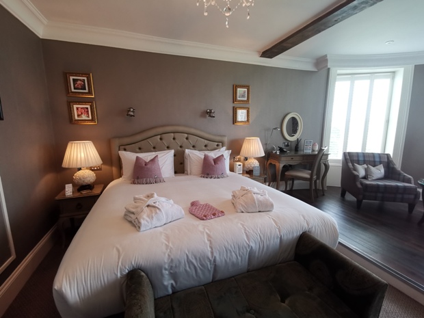 Tewkesbury Park review: Contemporary Cotswold luxury just 15 minutes from Cheltenham