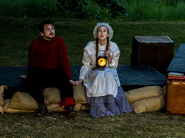 The Railway Children at Gloucester Cathedral