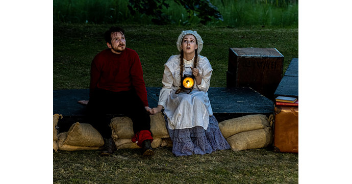 The Railway Children at Gloucester Cathedral