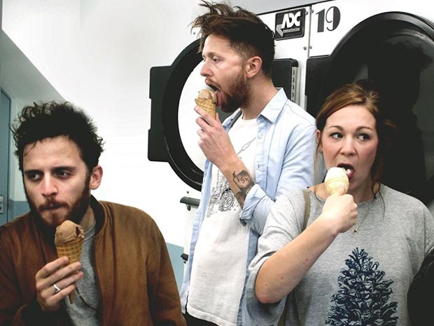 Cut Throat Francis are a Bristol based folk band performing at Caf Rene Gloucester.