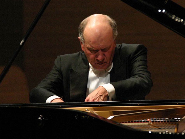 See the world-renowned pianist, John Lill, this April at Cheltenham College.
