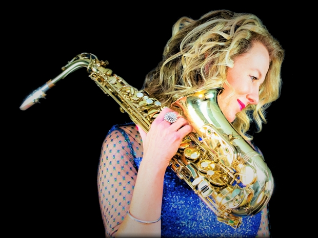 Join the Kim Cyper Quartet for some live entertainment at The Roses Theatre.