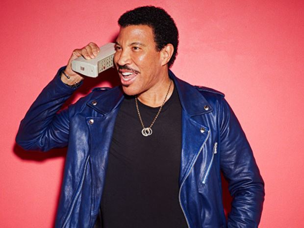 Lionel Ritchie will be performing a summer 2021 concert at Blenheim Palace.