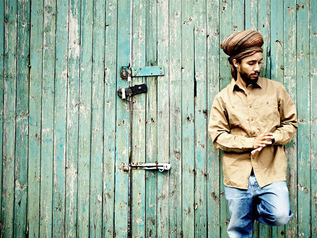 Head to Stroud Subscription Rooms and join Natty for a night of great entertainment.