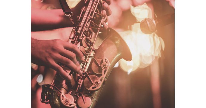 Smokey Joe’s Jazz Club: Xhosa Cole & Tommy Scott Trio