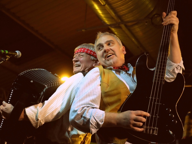 The Wurzels to perform at Cheltenham Racecourse's November Meeting