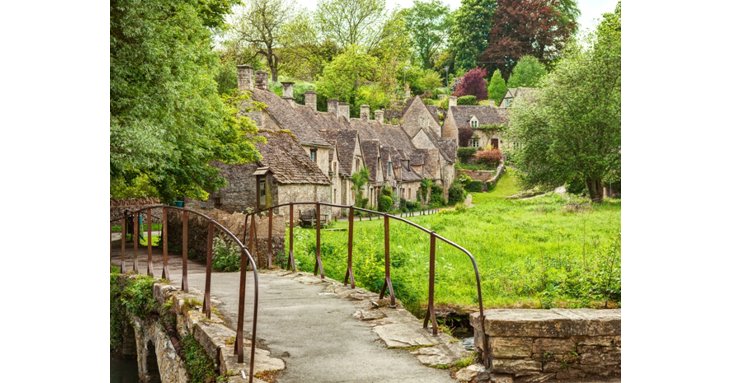 Discover 14 idyllic areas in the Cotswolds.