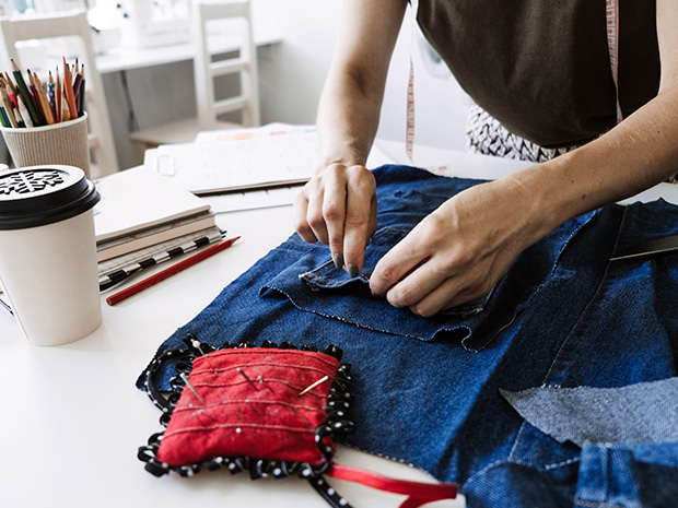 Dont throw away your broken belongings  Gloucesters Kendal Road Baptist Church is hosting a repair caf this March 2022 to mend well-loved possessions and restore them back to their former glory.