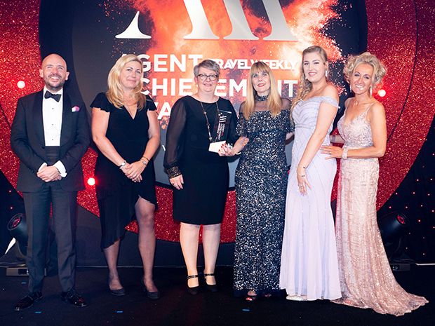 Gloucestershire travel company scoops industry award