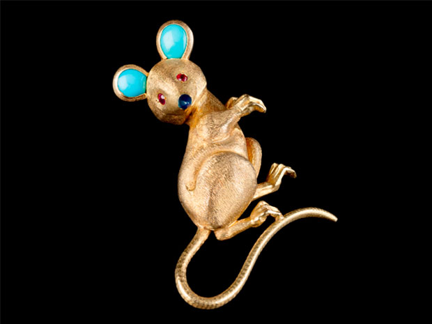 Take your items to Mallams' Jewellery Valuation Morning in Cheltenham.