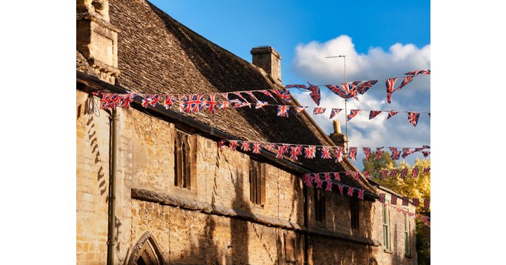 Travel back in time for vintage Jubilee celebrations in Tewkesbury, this bank holiday weekend.