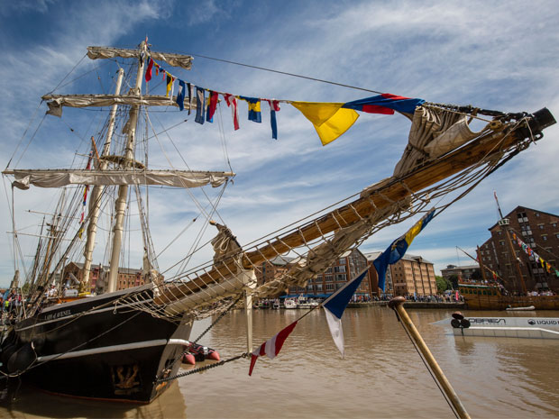 Members of the armed forces can enjoy the festival for free.