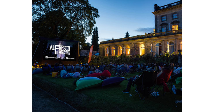 Cowley Manor near Cheltenham provides a beautiful backdrop for Alfresco Film Company screenings of classic movies, this summer 2021.
