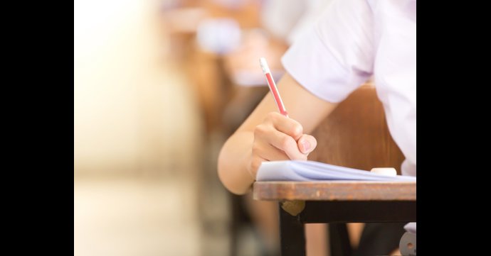 Registration extended for the grammar school entrance test in Gloucestershire 