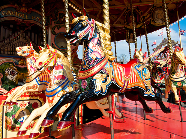 Get ready for the Dinosaur Show and more at Gloucester Festival Fun Fair this summer 2021.