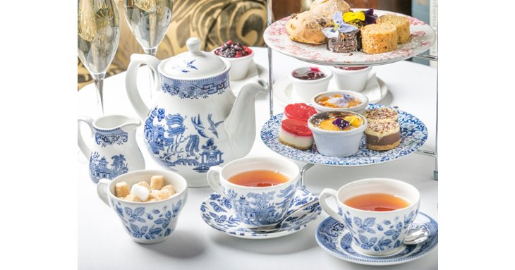 Spoil your mum this Mothers Day with an Afternoon Tea at Sudeley Castle.