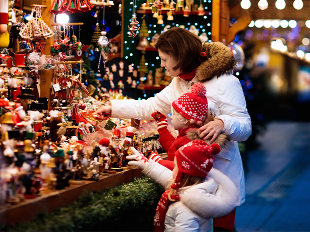Christmas Gift Market in Stroud