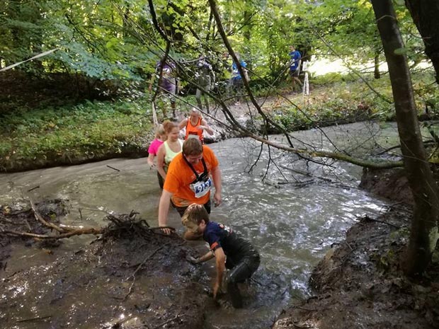 Eastnor Castle mud bath race