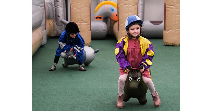 Coinciding with the Easter holidays, there will be plenty of family-friendly free entertainment to look forward to on both days of the April Meeting at Cheltenham Racecourse in 2022.