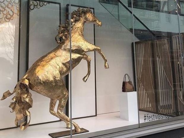 Businesses across Gloucestershire could win up to 2,000 cash by displaying racing-inspired decorations to coincide with The Festival at Cheltenham Racecourse in 2022.