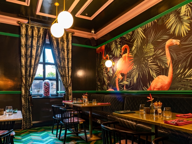 An investment of 500,000 has created 10 jobs and produced stunning results at Ingleside House in Cirencester, the Cotswolds newest hotel.