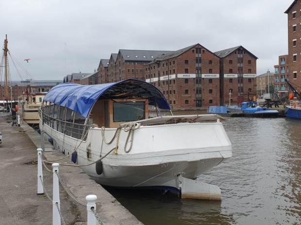 Built in the same Belfast shipyard as RMS Titanic in 1911 and after spending decades working the River Severn, the 75 foot long The Showman is to be turned into a new floating restaurant at Gloucester Docks.