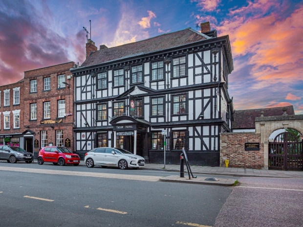 £1 million investment in historic Tewkesbury hotel creates 30 jobs