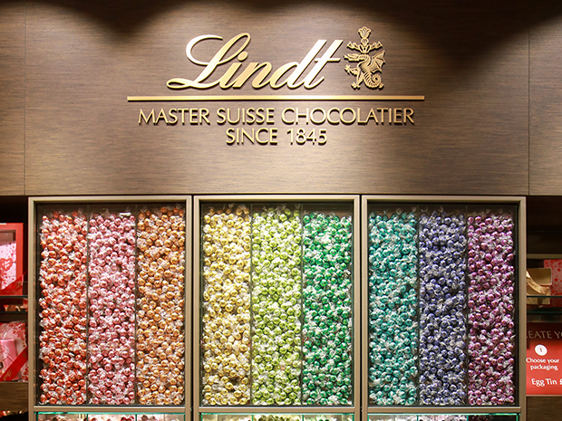 Here’s how to get a free Lindt chocolate teddy this October 2020