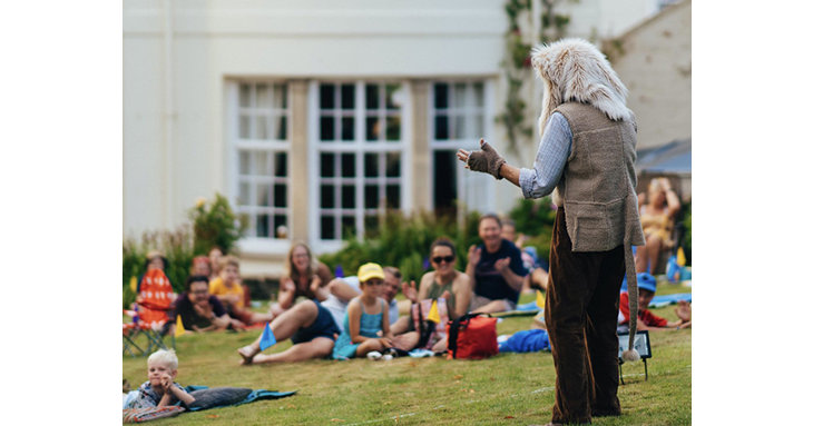 Enjoy an afternoon of entertainment with local actors bringing delightfully daft storytelling and laughs to the stylish outdoor space at Dunkertons Cider Taproom, just outside of Cheltenham.