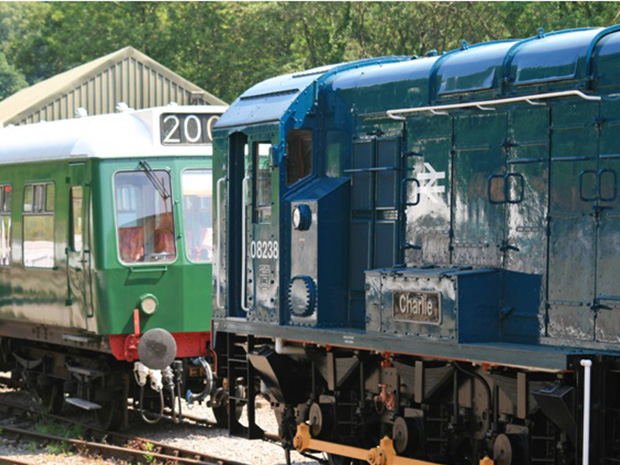 Meet Father Christmas at Dean Forest Railway this 2021.