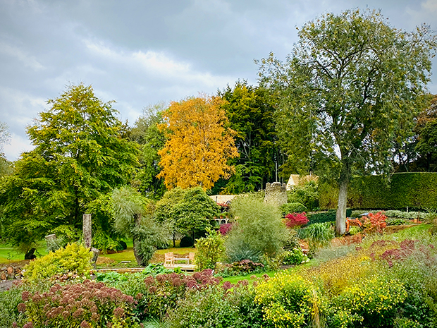 New images of Kingcombe garden, designed by Sir Gordon Russell, reveal the quirky creative genius of the renowned late Gloucestershire furniture designer. Photos by Leigh Glover.