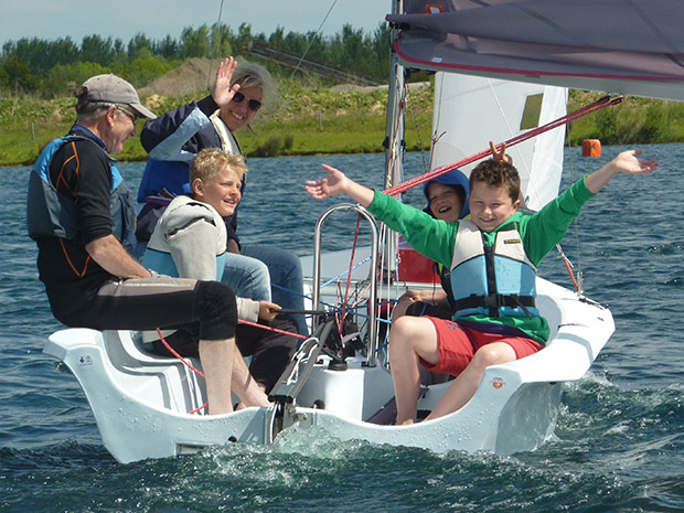 Come and try dinghy sailing at Bowmoor Sailing Club.
