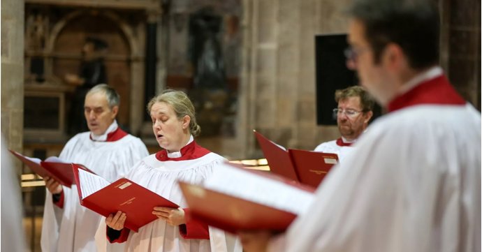 Advent Carol Procession at Gloucester Cathedral