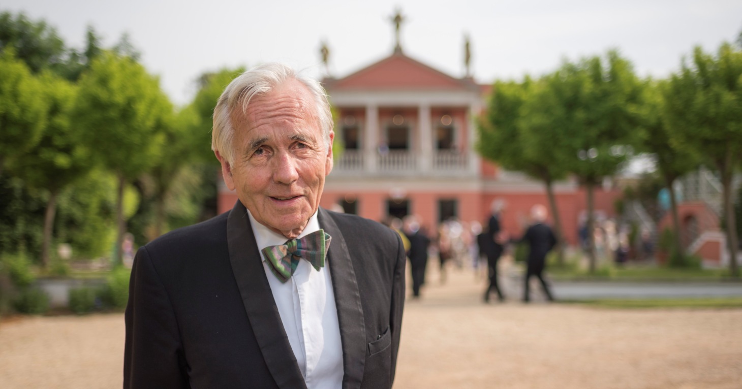 Longborough Festival Opera founder has died