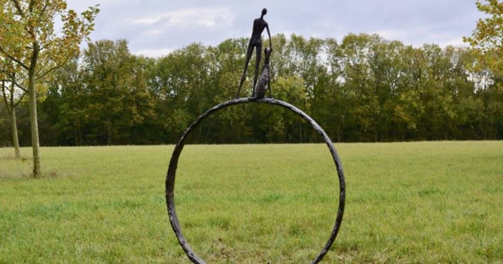 From Boris’ the life-sized polar bear to returning favourite Large Stargazers Ring’, Cotswold Sculpture Park has over 200 artworks to browse and buy in 2022.