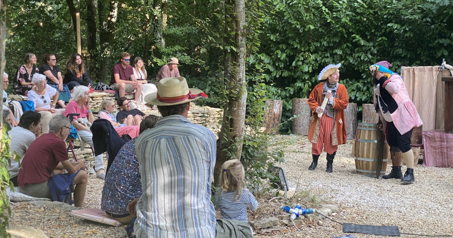 Enjoy intimate outdoor theatre performances at Cotswold Sculpture Park's amphitheatre this summer