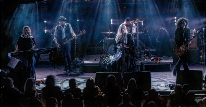 The world's leading Fleetwood Mac tribute band is coming to the Cotswolds