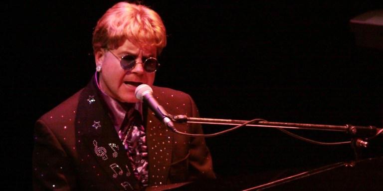 Ultimate Elton cabaret show at Cirencester's Ingleside House