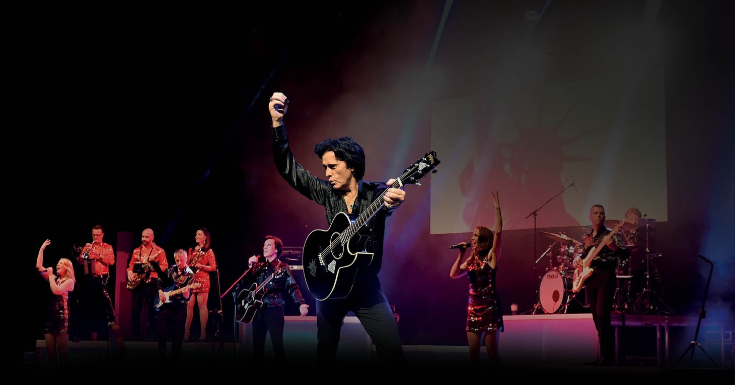 Sing along to all the hits as 'Solid Gold' Neil Diamond cabaret comes to the Cotswolds