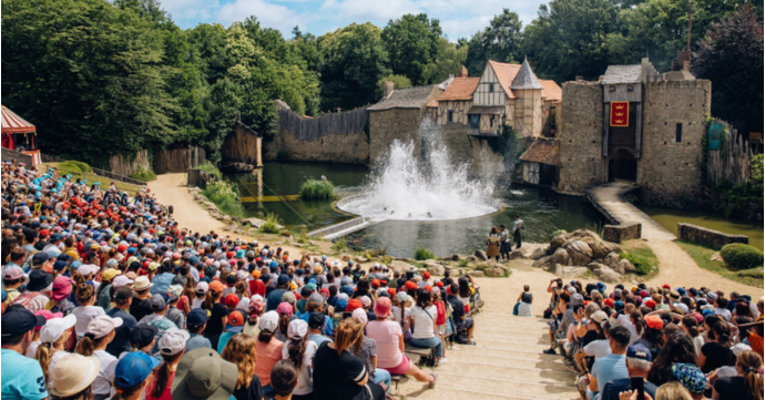 £600 million medieval theme park could be built near the Cotswolds